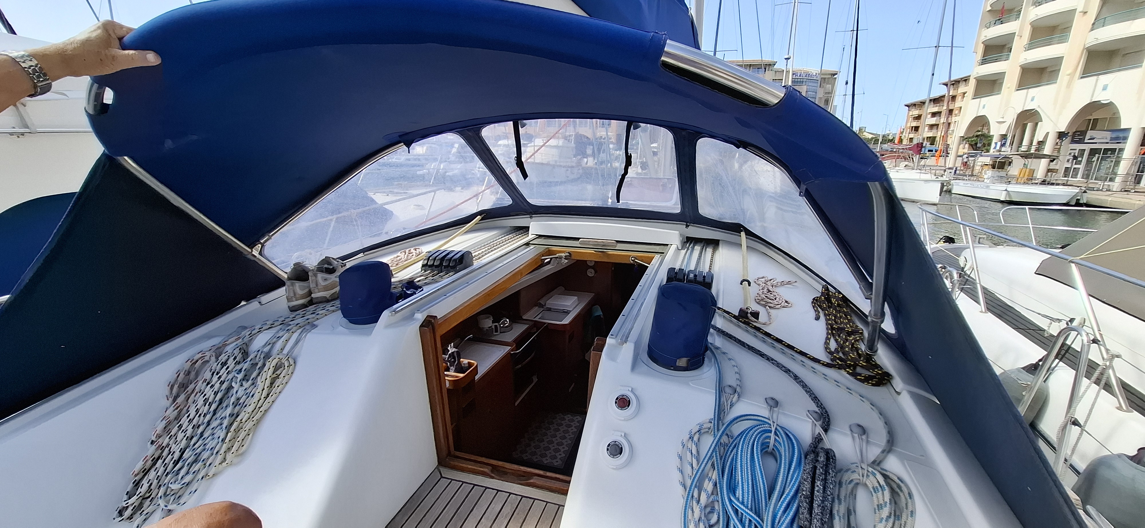 slider 23 Wauquiez Pilot Saloon 41